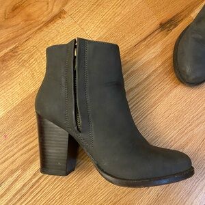 Urban outfitters gray booties